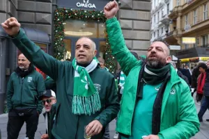 Πανικό... οι Ομονοιάτες στο κέντρο της Βιέννης (Φώτος/Βίντεο kerkida)
