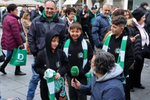 Πανικό... οι Ομονοιάτες στο κέντρο της Βιέννης (Φώτος/Βίντεο kerkida)