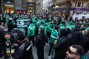 Πανικό... οι Ομονοιάτες στο κέντρο της Βιέννης (Φώτος/Βίντεο kerkida)