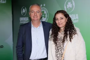 Ομόνοια/€500.000, δωρεά αυτοκίνητων και αλληλεγγύη (Φώτος)