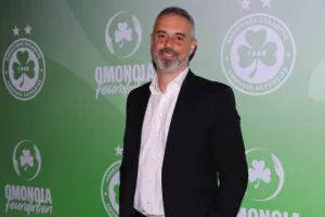Ομόνοια/€500.000, δωρεά αυτοκίνητων και αλληλεγγύη (Φώτος)
