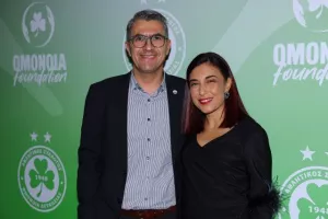 Ομόνοια/€500.000, δωρεά αυτοκίνητων και αλληλεγγύη (Φώτος)