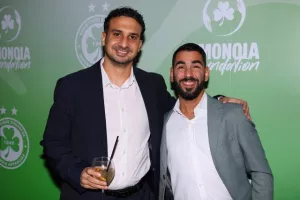 Ομόνοια/€500.000, δωρεά αυτοκίνητων και αλληλεγγύη (Φώτος)