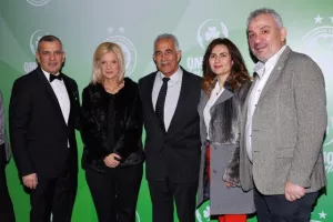 Ομόνοια/€500.000, δωρεά αυτοκίνητων και αλληλεγγύη (Φώτος)