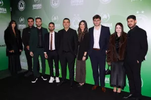 Ομόνοια/€500.000, δωρεά αυτοκίνητων και αλληλεγγύη (Φώτος)