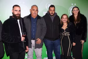 Ομόνοια/€500.000, δωρεά αυτοκίνητων και αλληλεγγύη (Φώτος)