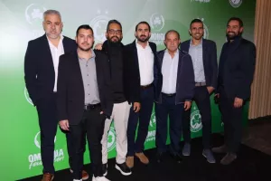 Ομόνοια/€500.000, δωρεά αυτοκίνητων και αλληλεγγύη (Φώτος)