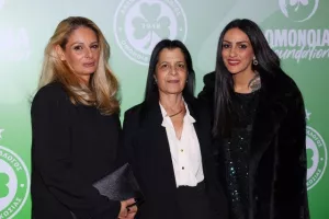 Ομόνοια/€500.000, δωρεά αυτοκίνητων και αλληλεγγύη (Φώτος)