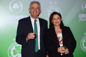 Ομόνοια/€500.000, δωρεά αυτοκίνητων και αλληλεγγύη (Φώτος)