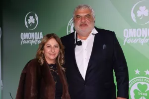 Ομόνοια/€500.000, δωρεά αυτοκίνητων και αλληλεγγύη (Φώτος)
