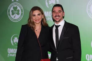 Ομόνοια/€500.000, δωρεά αυτοκίνητων και αλληλεγγύη (Φώτος)