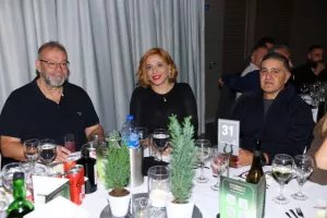 Ομόνοια/€500.000, δωρεά αυτοκίνητων και αλληλεγγύη (Φώτος)