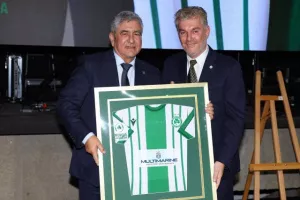 Ομόνοια/€500.000, δωρεά αυτοκίνητων και αλληλεγγύη (Φώτος)