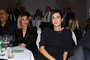 Ομόνοια/€500.000, δωρεά αυτοκίνητων και αλληλεγγύη (Φώτος)