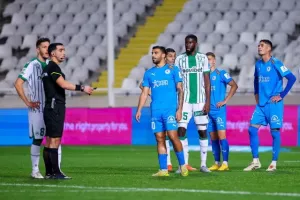 Αντίο στην χρονιά με επιβλητική τεσσάρα (φώτος)