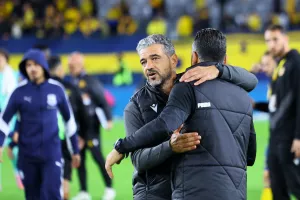 Ακόμα... κι όταν δεν παίζουν μεταξύ τους