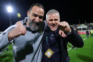 Πάρτι πρόκρισης σε... πέταλο και αποδυτήρια! (Φώτος)
