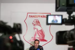 «Δεν θα διαλυθούμε αν πέσουμε» - Τι είπε για το νέο γήπεδο