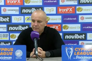 ''Δεν μας άφησε να έχουμε καθαρό μυαλό/Ευχαριστώ τον Τιμούρ''