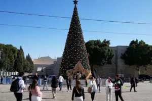 Tα Χριστούγεννα «επέστρεψαν» στη Βηθλεέμ μετά από δύο χρόνια πολέμου