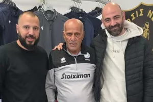 Τα "βυσσινί" ψώνια του Βουλευτή