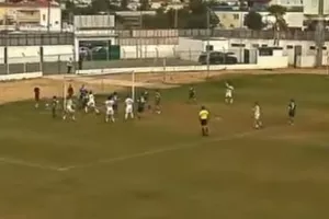 Το γκολ πρόκρισης του Καρεκλά στην Δερύνεια