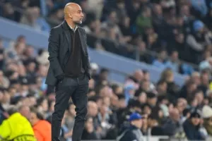 Ο Γκουαρδιόλα τρόλαρε τους δημοσιογράφους σχετικά με το μέλλον του