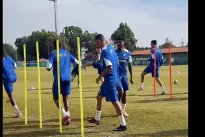 Βίντεο απ' τη "γαλαζοκίτρινη" προπόνηση