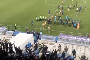 (Βίντεο Kerkida) Ομάδα και κόσμος... ΕΝΑ!
