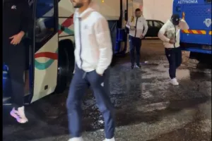 Έφτασε...το ΑΠΟΕΛ (ΒΙΝΤΕΟ Kerkida)
