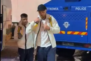 Έφτασε...το ΑΠΟΕΛ (ΒΙΝΤΕΟ Kerkida)