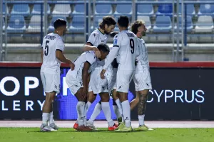 Ακρίτας Χλώρακας-Εθνικός Άχνας: Παφίτικο... άλμα με τριάρα!