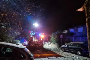 Τραγωδία: Δύο παιδιά, τριών και πέντε ετών, νεκρά από έκρηξη σε πολυκατοικία