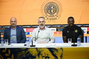 ΟΛΑ όσα ειπώθηκαν στην διάσκεψη της ΑΕΛ (Φώτος/Βίντεο)