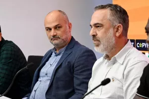 ΟΛΑ όσα ειπώθηκαν στην διάσκεψη της ΑΕΛ (Φώτος/Βίντεο)