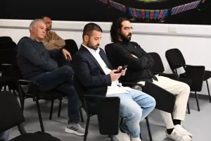 ΟΛΑ όσα ειπώθηκαν στην διάσκεψη της ΑΕΛ (Φώτος/Βίντεο)