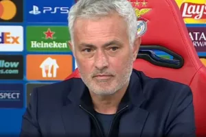 Μουρίνιο: "Ποιανού παίκτη τη φανέλα πήρε ως σουβενίρ - Η τρομερή ατάκα του"