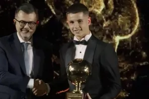 Golden Boy Web... Μουζακίτης!
