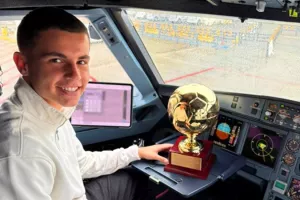 Σε ρόλο... πιλότου με το βραβείο Golden Boy Web ο Μουζακίτης