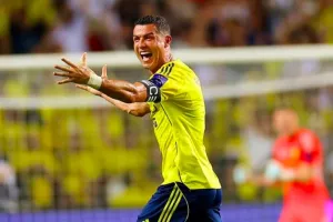 (Βίντεο) Σκόραρε με την πλάτη και έφτασε τα 957 γκολ ο Κριστιάνο!
