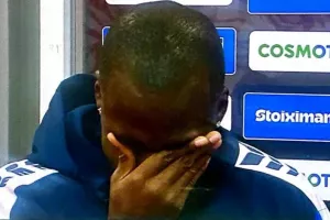 Λύγισε... και on camera ο Τεττέη: "Δεν θα ξεχάσω ποτέ την Κηφισιά" 