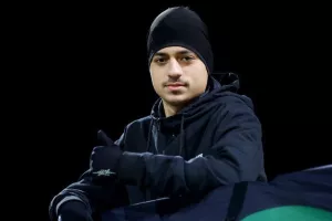 (Φωτορεπορτάζ) Ο κόσμος στην "ΑΡΕΝΑ"