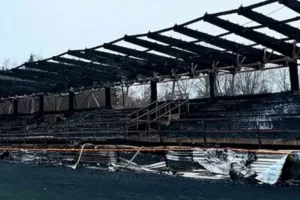 Απίστευτες σκηνές στη Φινλανδία: Η Χάκα υποβιβάστηκε και οπαδοί έκαψαν το γήπεδο
