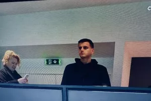 Στην Τούμπα ο Γερεμέγεφ βλέπει τον Δικέφαλο παρέα με τον Ζαφείρη