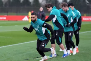 Ήρθε και παίζει απευθείας: Βασικός ο Σαλάχ, απέναντι στη Μαρσέιγ!