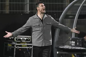 Ριέρα: Φαβορί για τον πάγκο της Άιντραχτ ο Ισπανός προπονητής