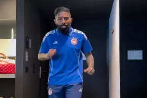 Ροντινέι: Ο χορός γενεθλίων του και οι ευχές από τη σύζυγο και τους συμπαίκτες του