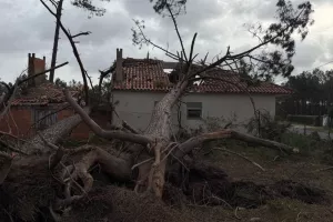 Τουλάχιστον πέντε νεκροί από την καταιγίδα Κριστίν