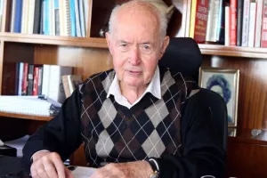 Στο νοσοκομείο σε σοβαρή κατάσταση ο πρώην Πρόεδρος Γιώργος Βασιλείου