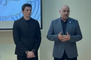 Λοϊζίδης προς διαιτητές: "Συνεχίστε με τον ίδιο ζήλο, η Β' φάση είναι πιο απαιτητική" (Bίντεο)